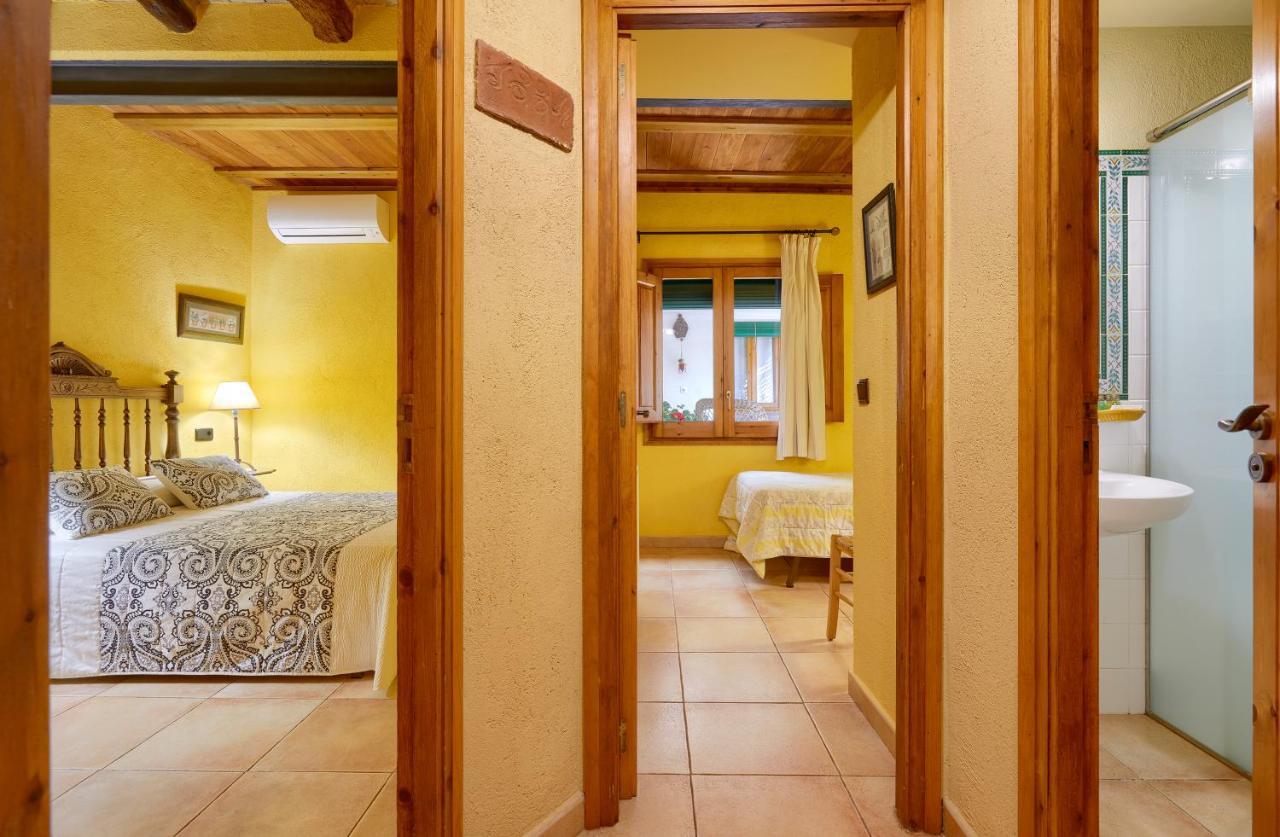 Casa Rural Can Coll Garriguella Luaran gambar