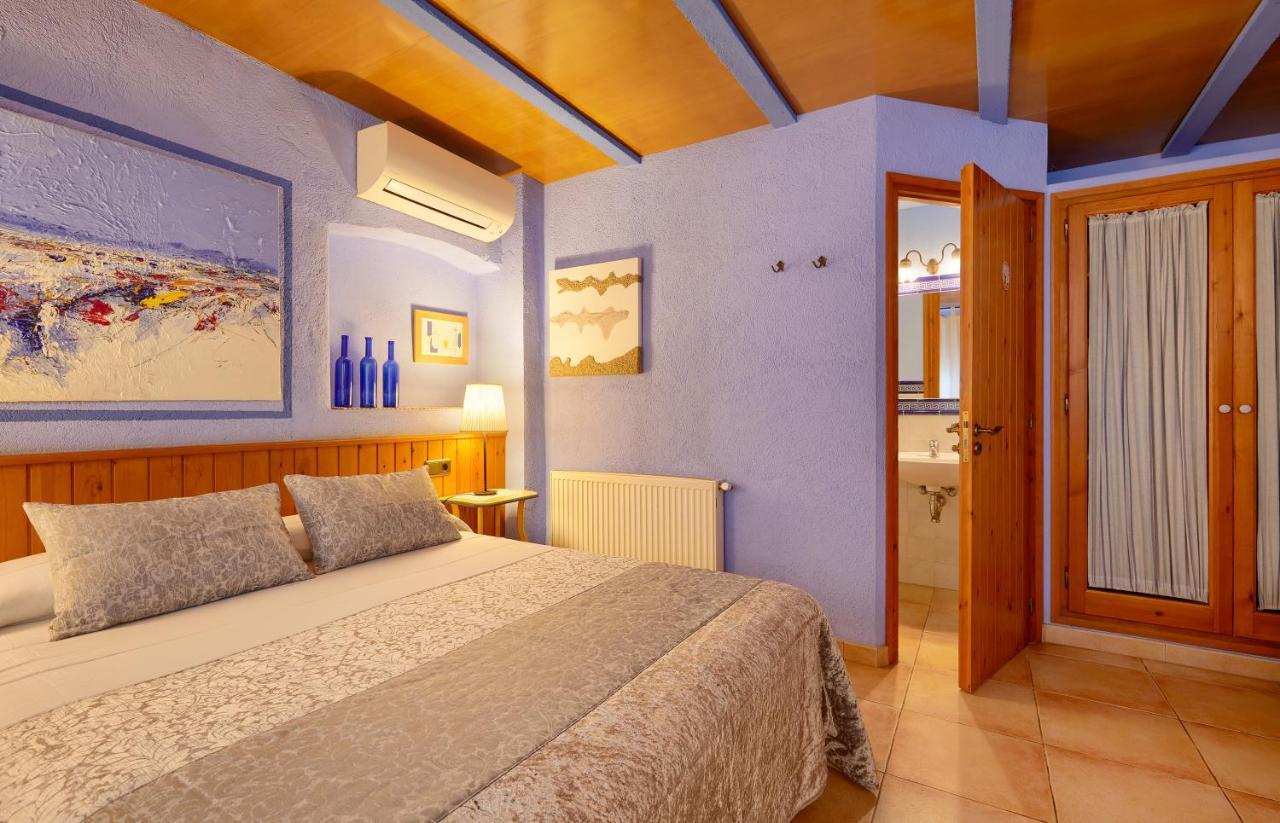 Casa Rural Can Coll Garriguella Luaran gambar